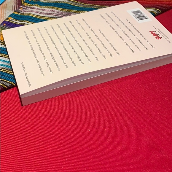 Book SEEING LIKE THE BUDDHA - Picture 3 of 4